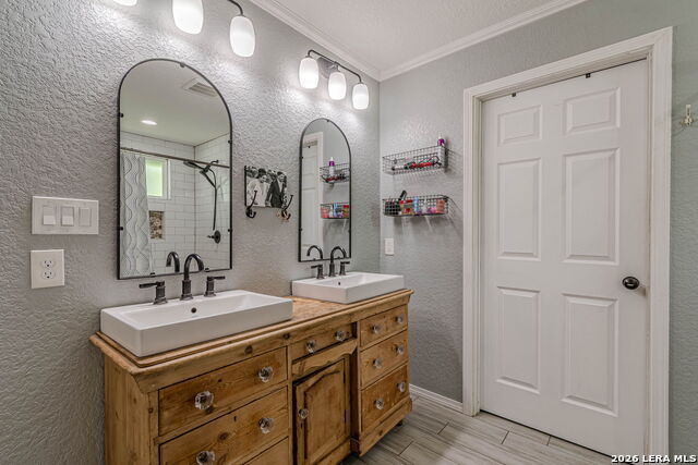 746 W Merriweather Property Photo 17