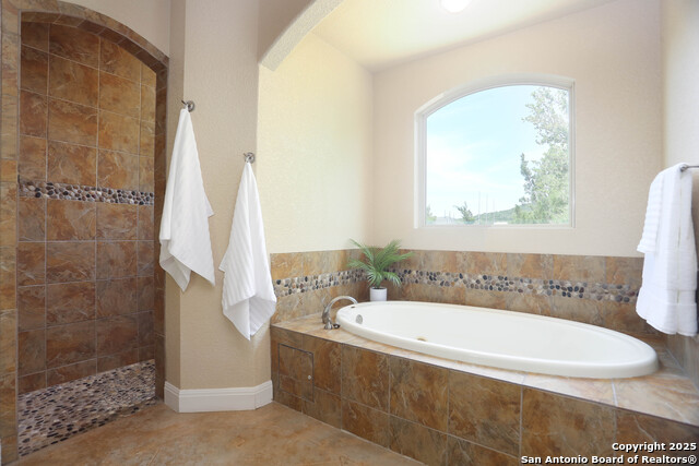 12302 Calvert Property Photo 15