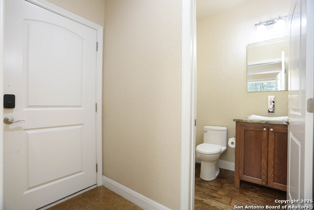 12302 Calvert Property Photo 27