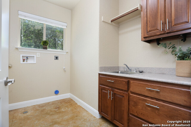 12302 Calvert Property Photo 28