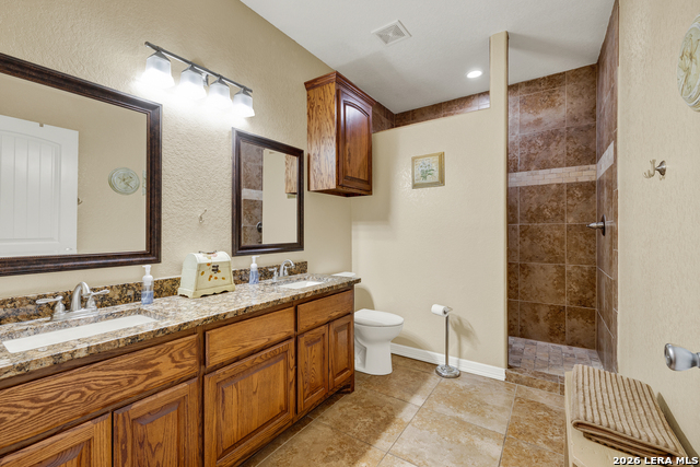 186 River Villas Ct Property Photo 16