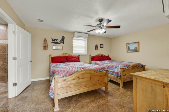 186 River Villas Ct Property Photo 33