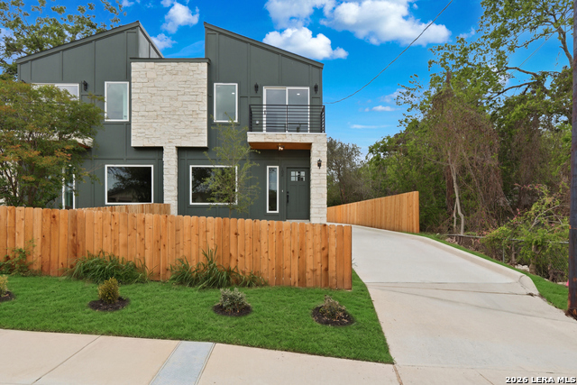 2111 Virginia Property Photo 2