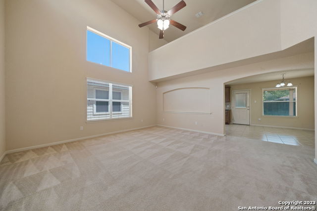 10318 Pinehurst Run Property Photo 9