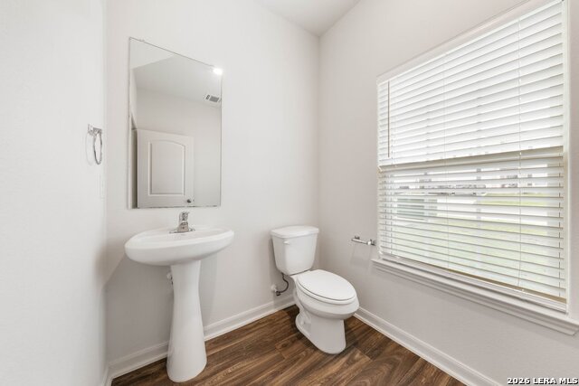 11038 Chatham Ct Property Photo 5