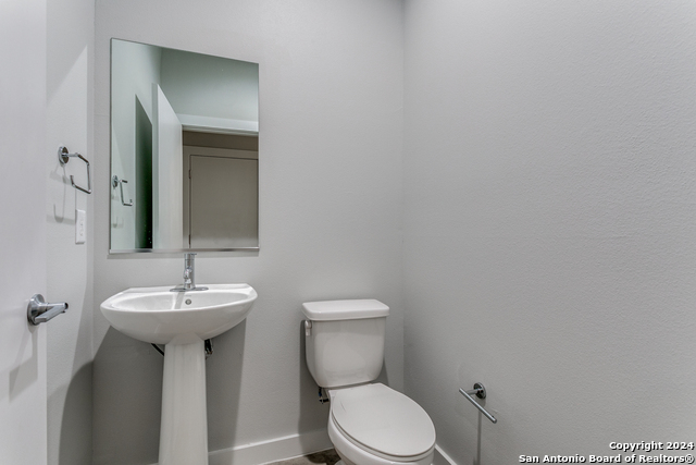 330 Clay Property Photo 7