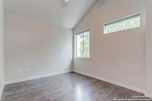 330 Clay Property Photo 17