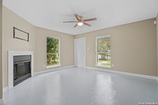 5728 Harefield Dr Property Photo 6