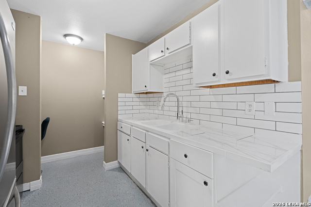 5728 Harefield Dr Property Photo 10