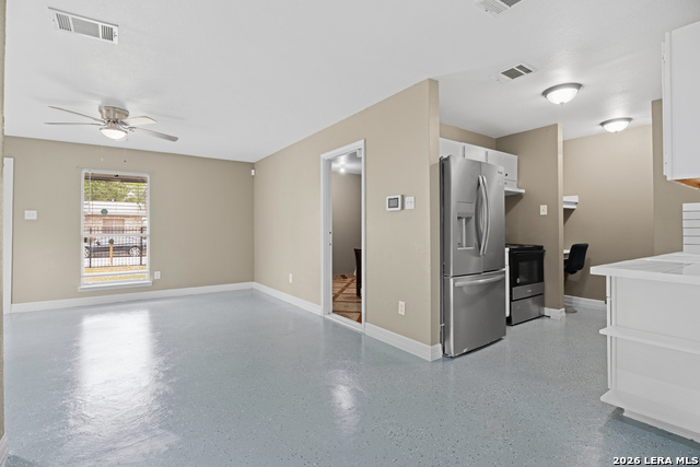5728 Harefield Dr Property Photo 11