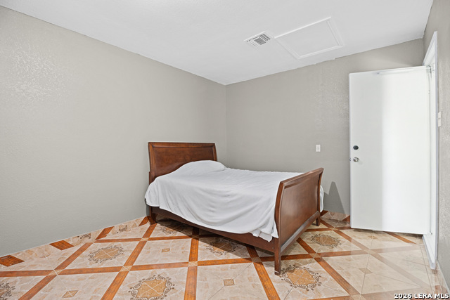 5728 Harefield Dr Property Photo 13