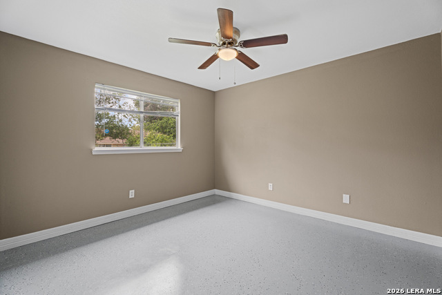 5728 Harefield Dr Property Photo 15