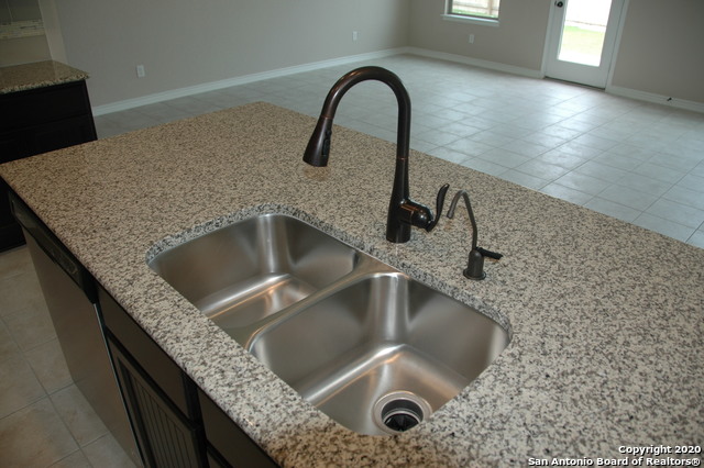 1905 Brook Bnd Property Photo 10