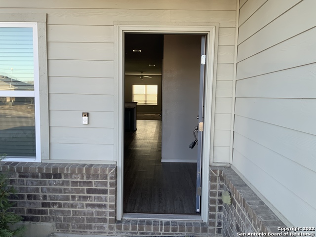 2409 Key Hole View Property Photo 3