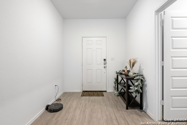 14666 Emerio Dr Property Photo 6