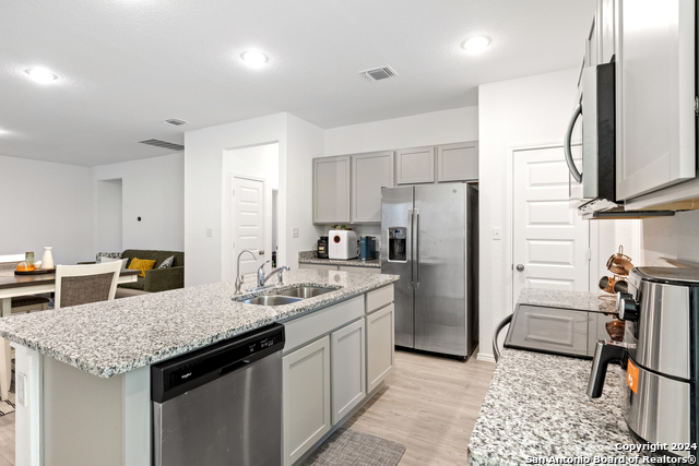 14666 Emerio Dr Property Photo 12