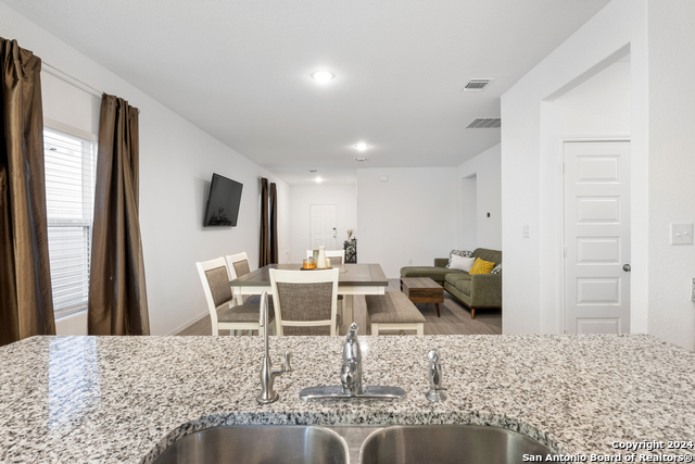 14666 Emerio Dr Property Photo 14