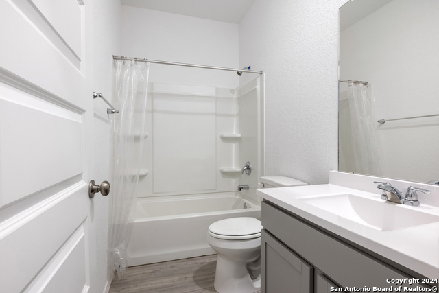 14666 Emerio Dr Property Photo 15