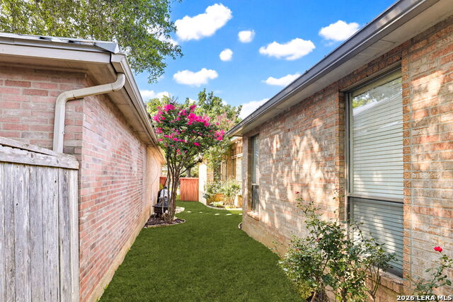25 Stoneleigh Way Property Photo 23