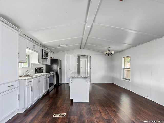 10323 Hillbrook Rd Property Photo 6