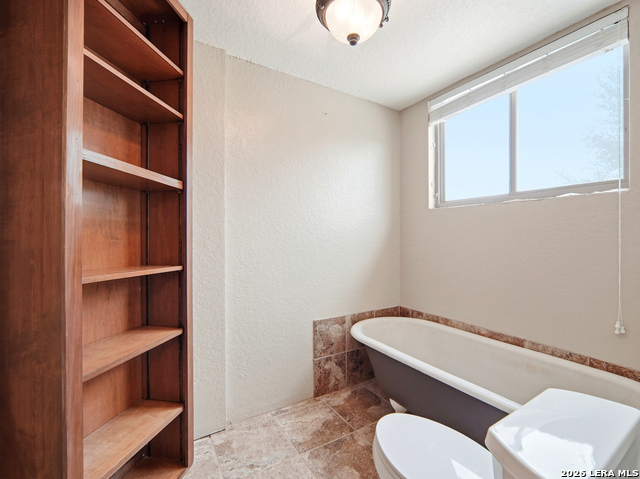 1253 County Road 7421 Property Photo 31