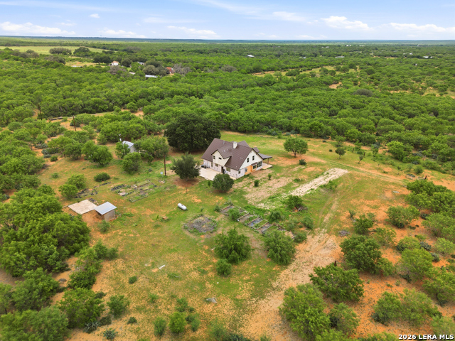 1253 County Road 7421 Property Photo 48