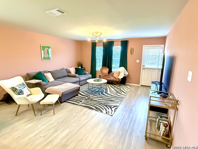 5335 Forbs Ln Property Photo 11