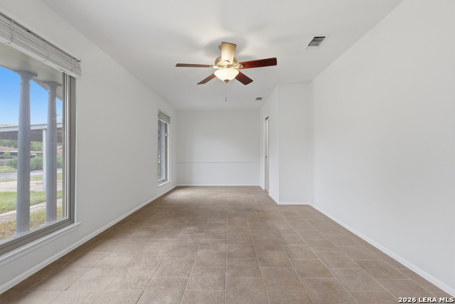5039 Round Table Dr Property Photo 5