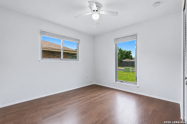 5039 Round Table Dr Property Photo 21