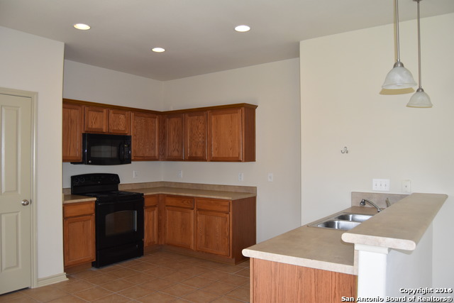 545 Slippery Rock Property Photo 4