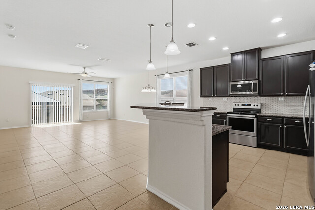 1122 Peacemaker Property Photo 10