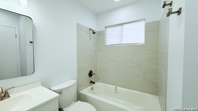 1439 Peterson Ave Property Photo 18