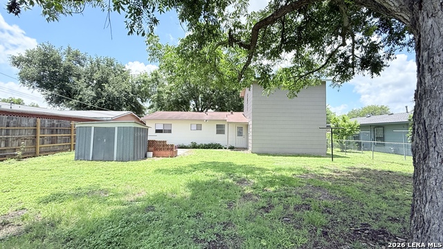 1439 Peterson Ave Property Photo 24