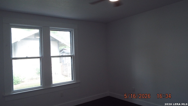 940 W Mulberry Property Photo 5