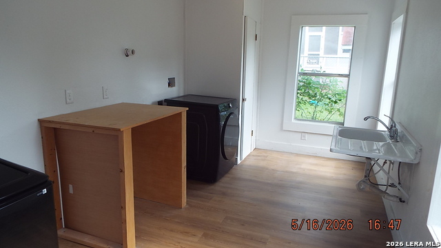 940 W Mulberry Property Photo 3