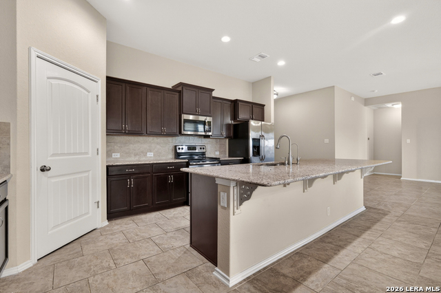 208 White Rock Property Photo 15