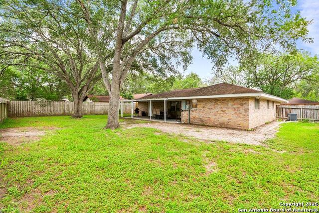 1404 Las Palmas Property Photo 16
