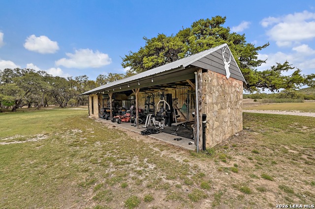 3513 N Us Highway 281 Property Photo 55