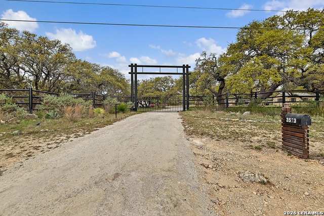 3513 N Us Highway 281 Property Photo 61