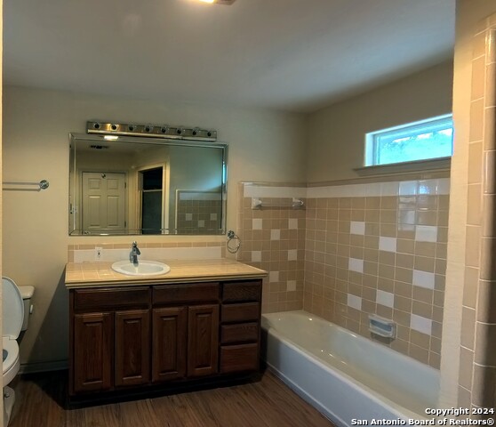 1208 Cypress Creek Rd Property Photo 12