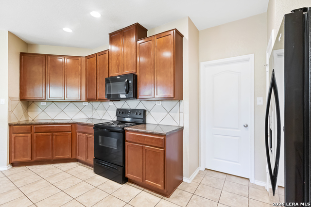 5114 Mustang Cv Property Photo 9