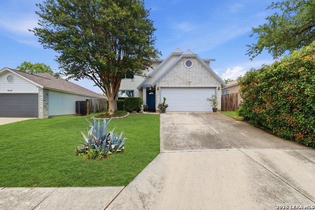 906 VILLAGE BR