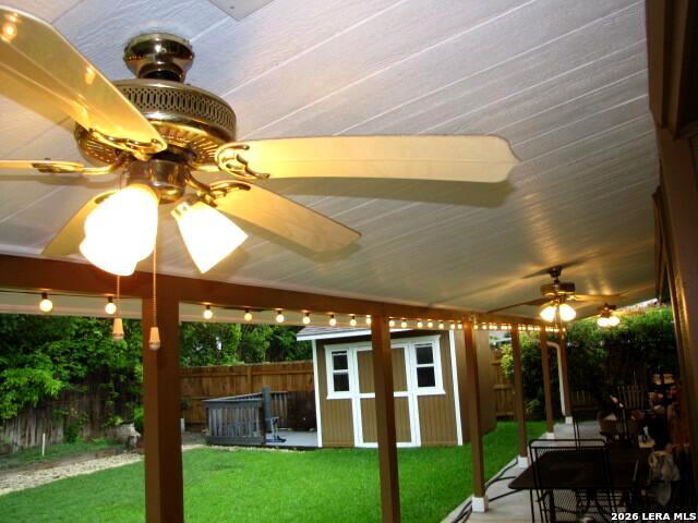 9910 Wagon Train Property Photo 7