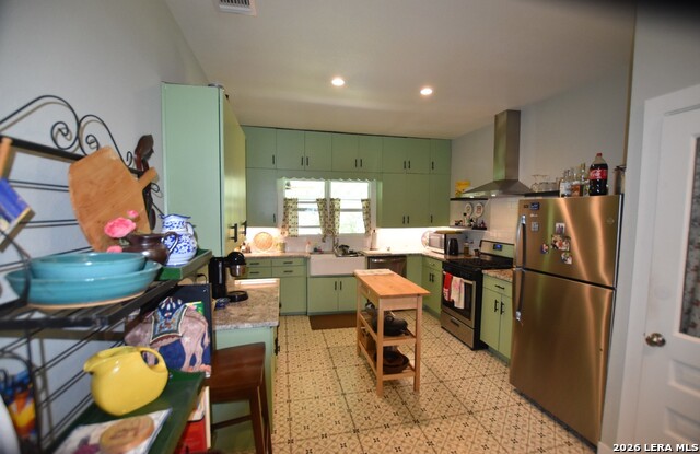 1630 W Craig Property Photo 4