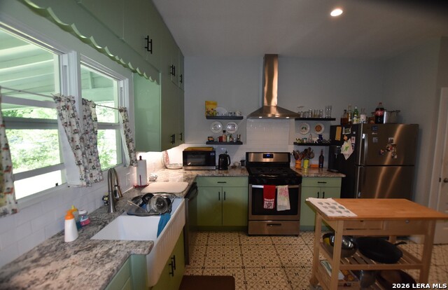 1630 W Craig Property Photo 5