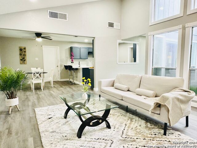 4611 Crested Land Property Photo 7