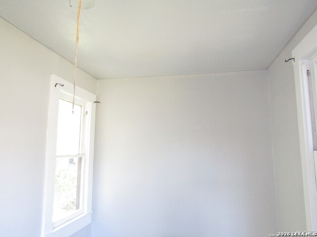 134 Gladstone Property Photo 7