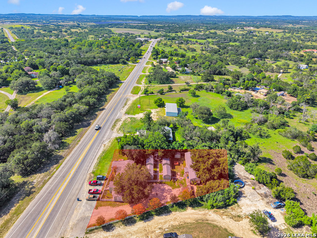 686 State Highway 173 Property Photo 4