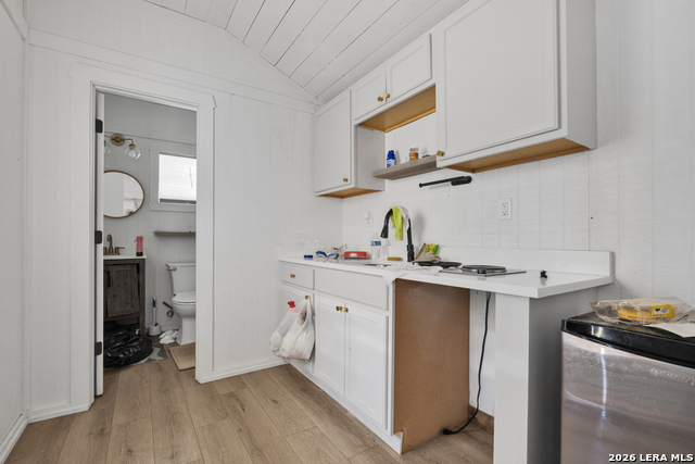 686 State Highway 173 Property Photo 15