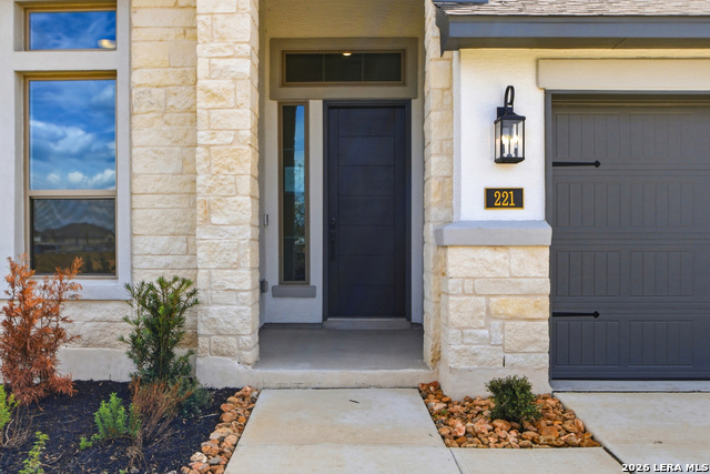 221 Haby Hollow Property Photo 3